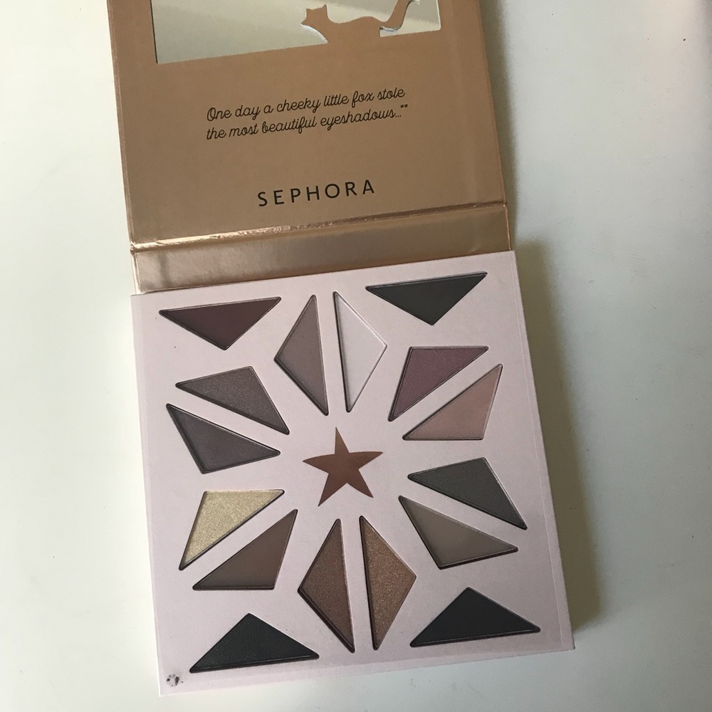 Sephora 16 Eyeshadow Palette